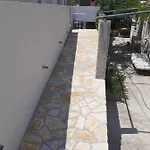아파트 Savica